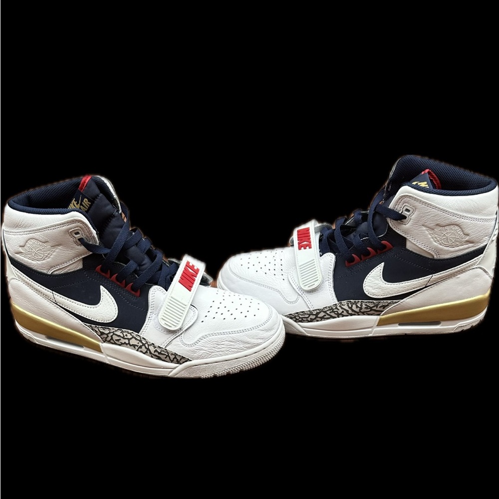 Jordan Legacy 312 High-Top Sneakers Olympic Dream team. Navy,White and Gold